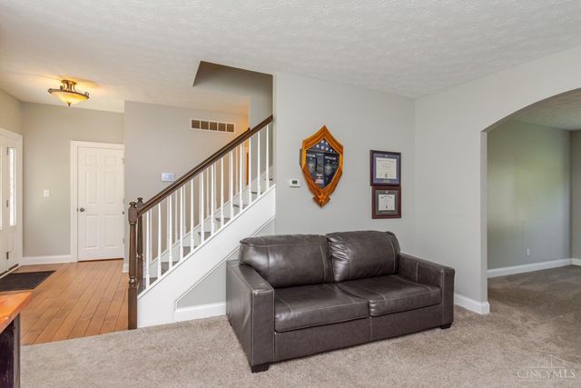 2186 Tourney Trail, Beavercreek, OH 45434