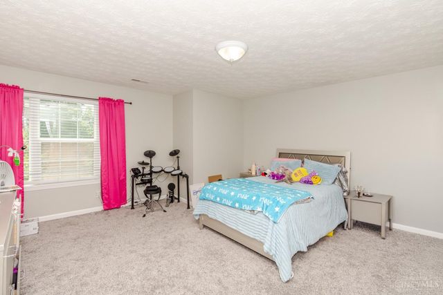 2186 Tourney Trail, Beavercreek, OH 45434