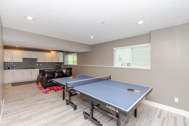 2186 Tourney Trail, Beavercreek, OH 45434