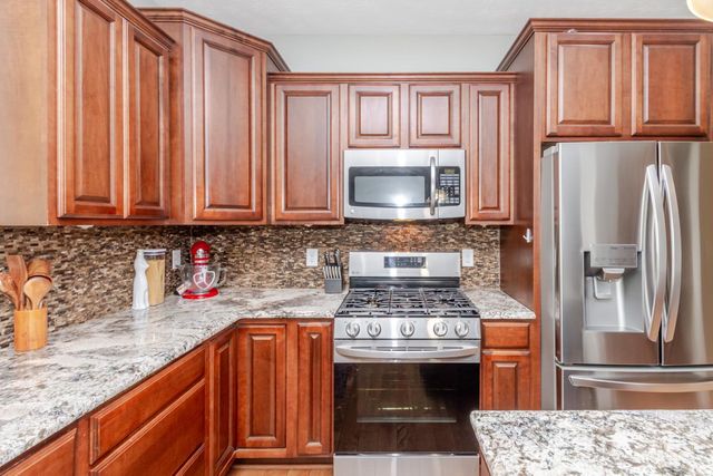 2186 Tourney Trail, Beavercreek, OH 45434