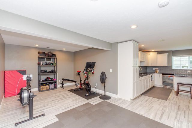 2186 Tourney Trail, Beavercreek, OH 45434