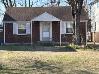 621 Eastboro Dr, Nashville, TN 37209