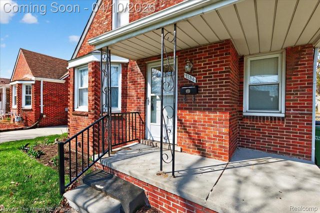 7134 Robinson Avenue, Allen Park, MI 48101