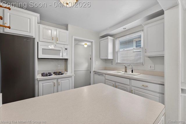 7134 Robinson Avenue, Allen Park, MI 48101