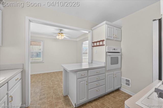 7134 Robinson Avenue, Allen Park, MI 48101