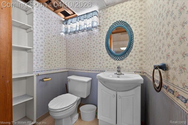 7134 Robinson Avenue, Allen Park, MI 48101