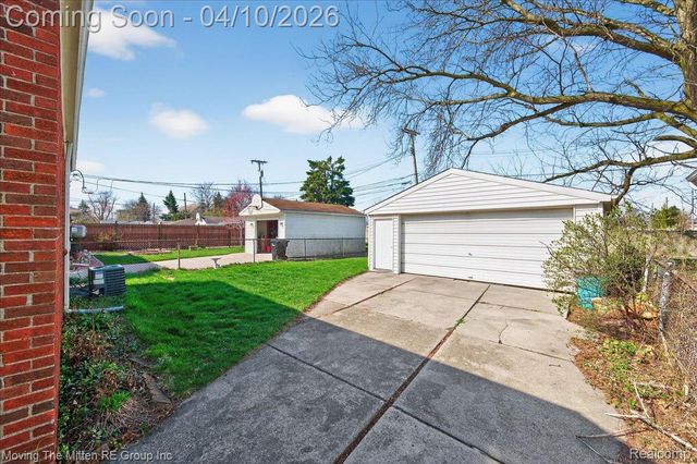 7134 Robinson Avenue, Allen Park, MI 48101