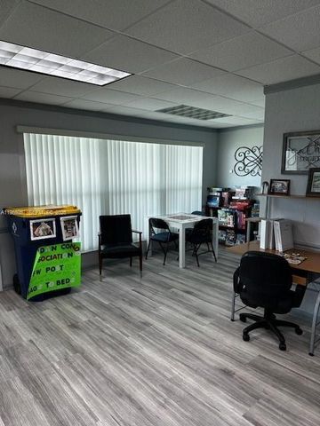 2223 Park Lane 304, Hollywood, FL 33021