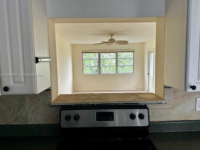 2223 Park Lane 304, Hollywood, FL 33021