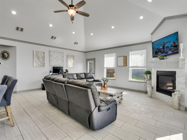 14323 Blanco Drive, Baytown, TX 77523