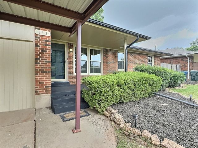 133 W Steed Drive, Midwest City, OK 73110