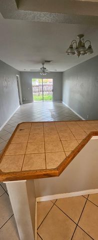 12416 Peconic Court, Wellington, FL 33414