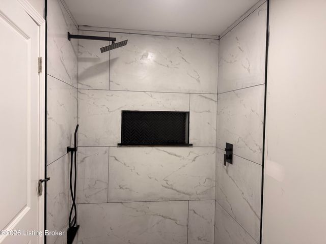 1522 Alma Ave, Louisville, KY 40215