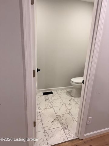 1522 Alma Ave, Louisville, KY 40215