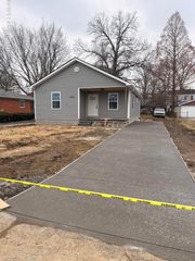 1522 Alma Ave, Louisville, KY 40215