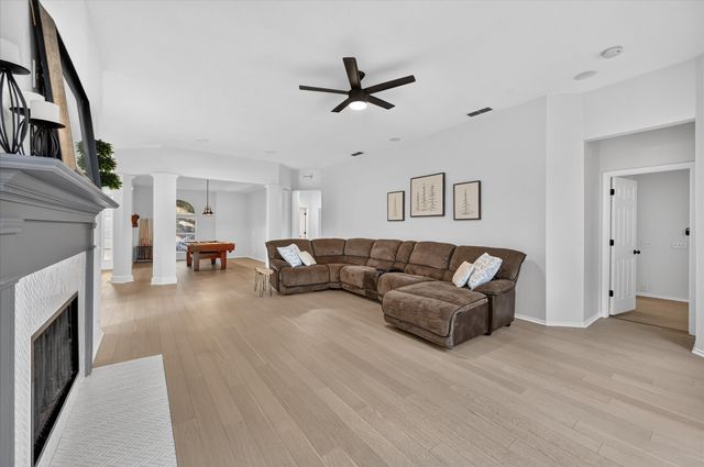 709 Coal Creek Drive, Mansfield, TX 76063