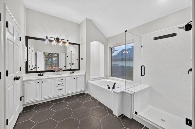 709 Coal Creek Drive, Mansfield, TX 76063