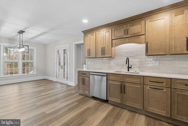 7542 SUMMER LEAVE LN, Columbia, MD 21046