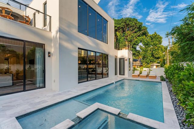 214 28th Street, West Palm Beach, FL 33407