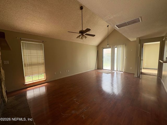 6645 PERIWINKLE Drive, Jacksonville, FL 32244