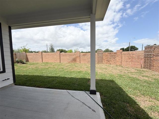 17611 Lavendar Blossom Lane, Hockley, TX 77447