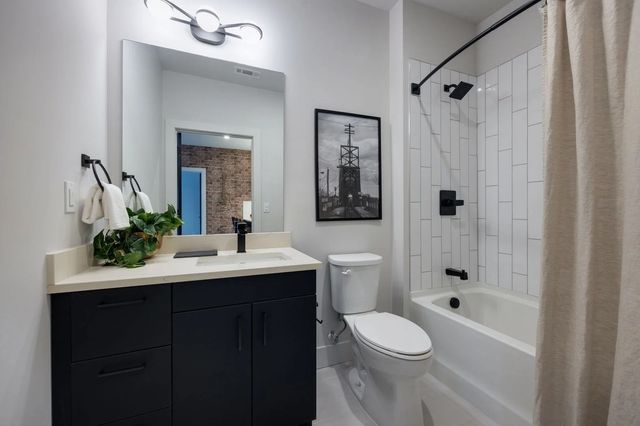 303 31st Ave N Apt 305, Nashville, TN 37203
