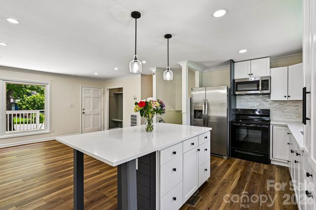 923 Yuma Street, Charlotte, NC 28213