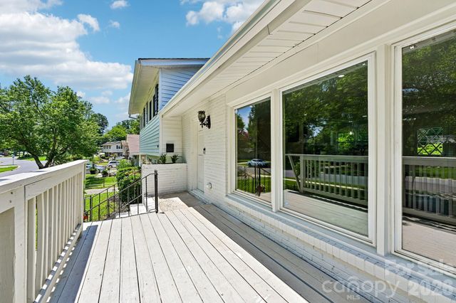 923 Yuma Street, Charlotte, NC 28213