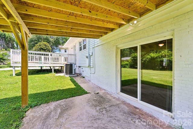 923 Yuma Street, Charlotte, NC 28213