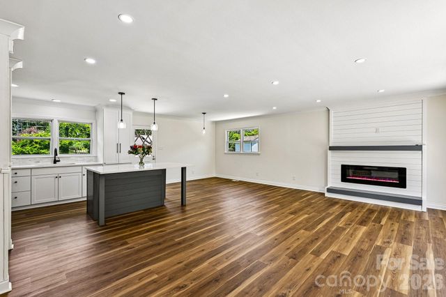 923 Yuma Street, Charlotte, NC 28213
