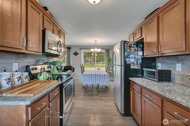 20209 2nd Avenue Ct E, Spanaway, WA 98387