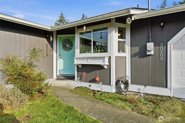 20209 2nd Avenue Ct E, Spanaway, WA 98387