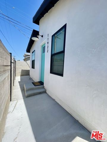 11922 Isis Avenue, Hawthorne, CA 90304