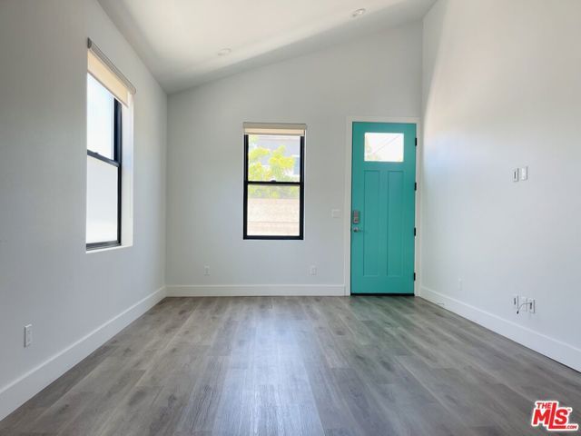 11922 Isis Avenue, Hawthorne, CA 90304