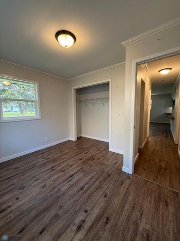 2009 13th Avenue S, Fargo, ND 58103