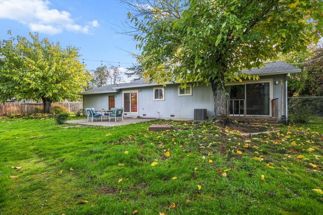 7155 The Terrace Street, Anderson, CA 96007