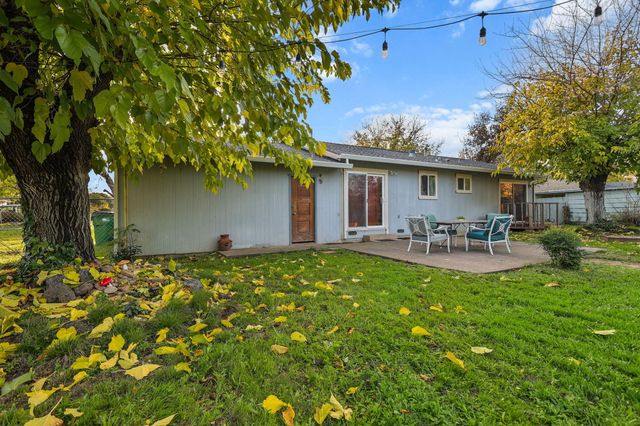 7155 The Terrace Street, Anderson, CA 96007