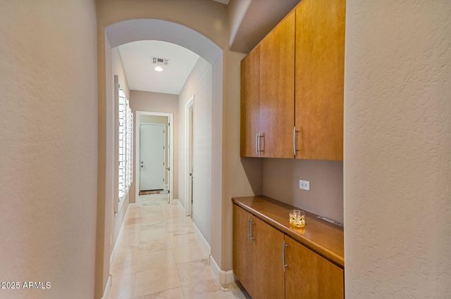 18088 W NARRAMORE Road, Goodyear, AZ 85338