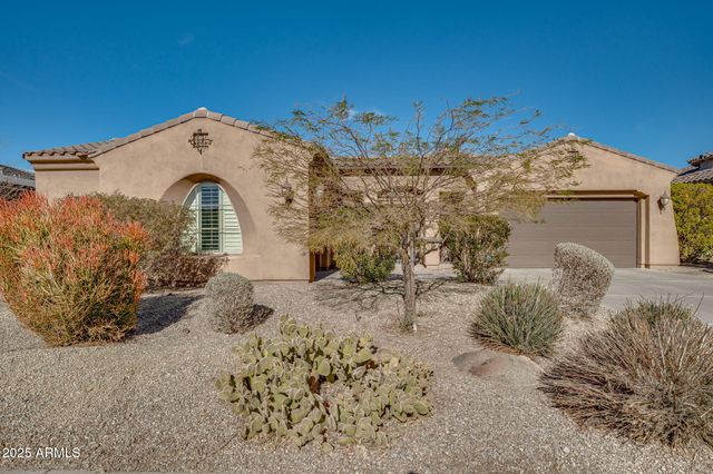 18088 W NARRAMORE Road, Goodyear, AZ 85338