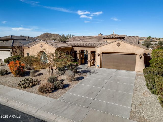 18088 W NARRAMORE Road, Goodyear, AZ 85338