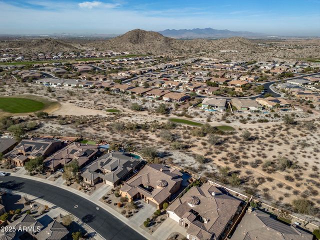 18088 W NARRAMORE Road, Goodyear, AZ 85338