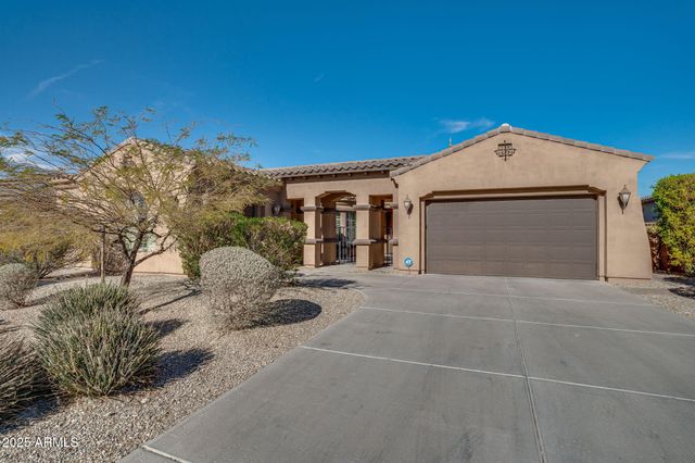 18088 W NARRAMORE Road, Goodyear, AZ 85338