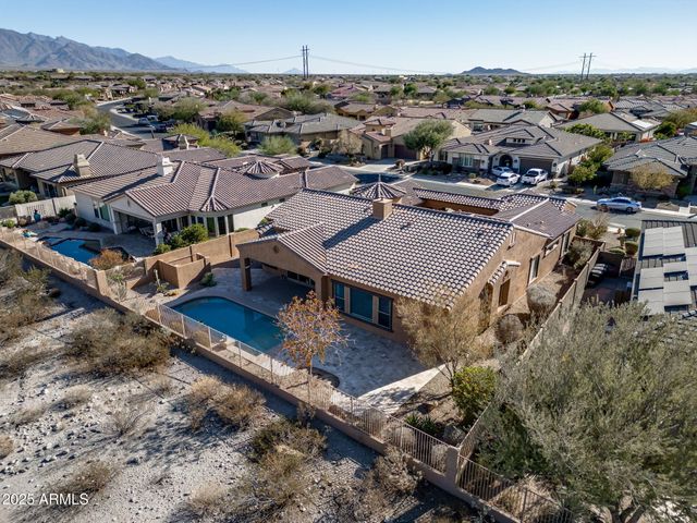 18088 W NARRAMORE Road, Goodyear, AZ 85338
