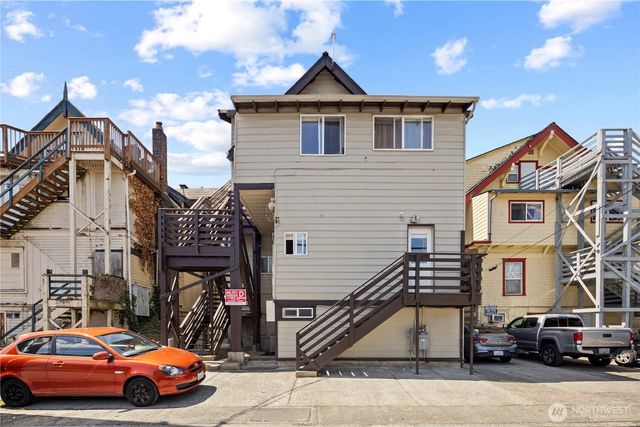 4714 17th Avenue NE, Seattle, WA 98105
