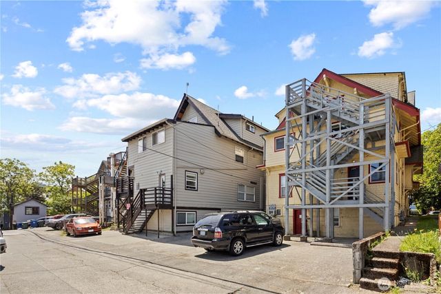 4714 17th Avenue NE, Seattle, WA 98105