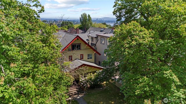 4714 17th Avenue NE, Seattle, WA 98105
