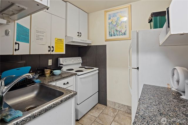 4714 17th Avenue NE, Seattle, WA 98105