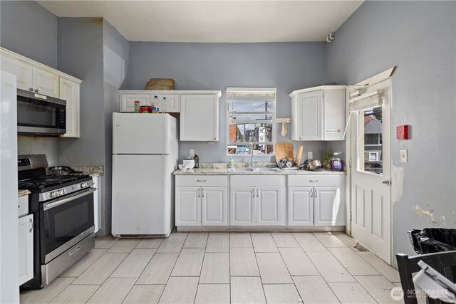 4714 17th Avenue NE, Seattle, WA 98105