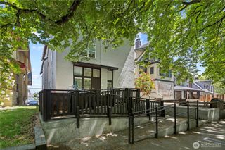 4714 17th Avenue NE, Seattle, WA 98105