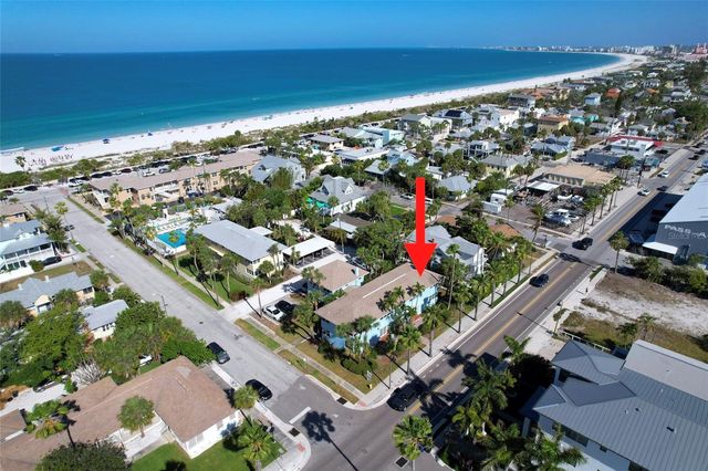 1800 PASS-A-GRILLE WAY 2, St Pete Beach, FL 33706